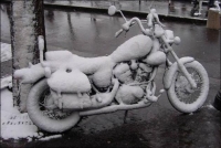 Edullinen talvisäilytys mopolle tai moottoripyörälle