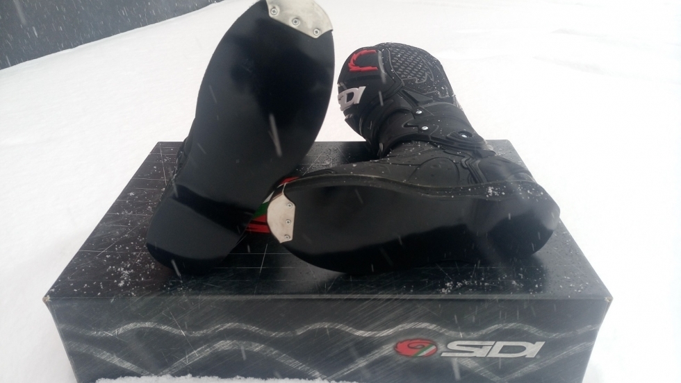 Liukupohjat kaikkiin saappaisiin